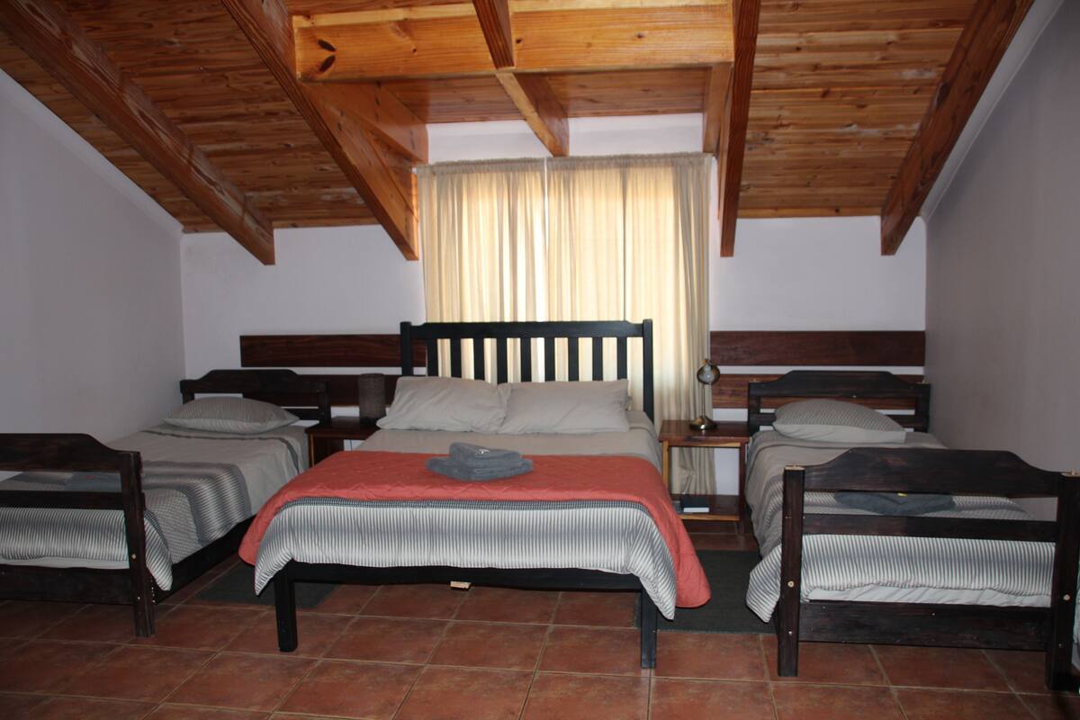 Comfort Room, 1 Bedroom | Katil Select Comfort, meja, ruang kerja komputer riba, Wi-fi percuma 