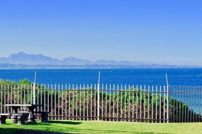 湾景海洋小屋酒店