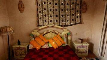 Desk, rollaway beds, free WiFi, bed sheets