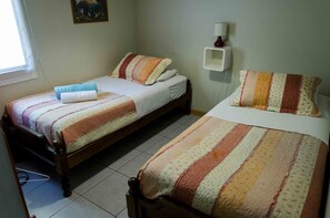 Standard Twin Room, 2 Twin Beds, Private Bathroom | Free WiFi