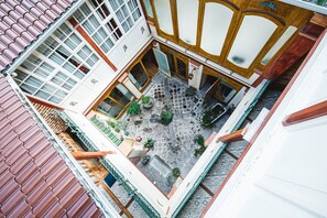 Panorama-penthouselejlighed - 2 soveværelser - køkken - bjergudsigt | Terrasse/gårdhave