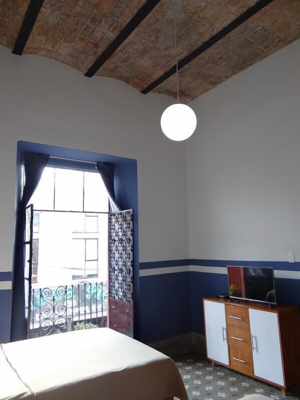 Wi-Fi gratuit, draps fournis