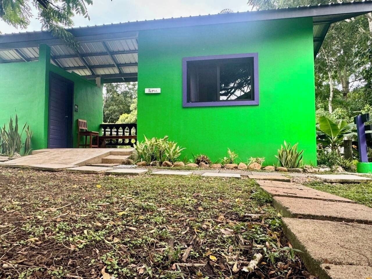 Habitación doble | Espacio para trabajar con un portátil, wifi gratis, ropa de cama