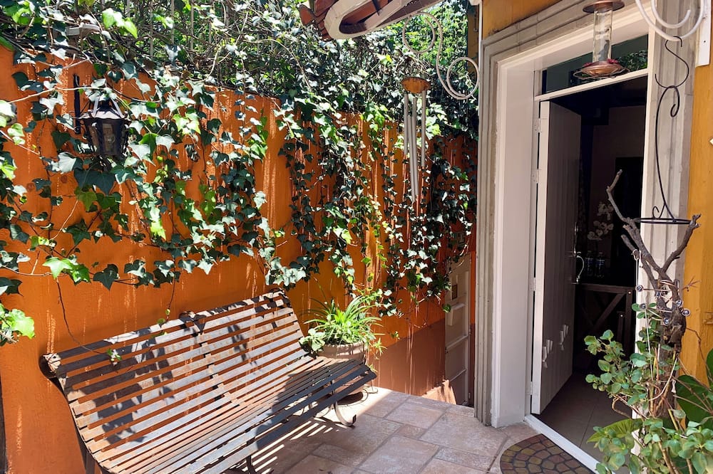 Casa Satya