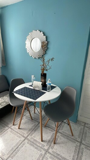 Departamento estándar | Servicio a la habitación