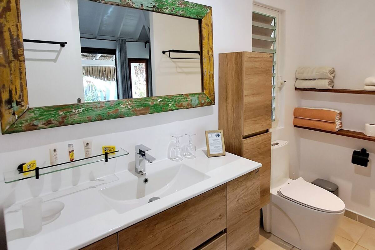 garden bungalow | in-room safe, iron/ironing board, free wifi, bed sheets