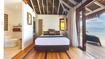 Bungalow Honeymoon | In-room safe, iron/ironing board, free WiFi, bed sheets