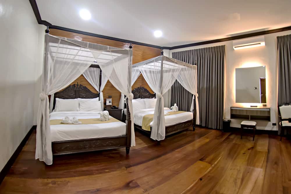 Vigan Plaza Hotel