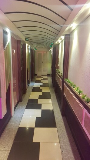 Hallway - Cupid Motel (Jeonju)