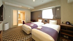 Habitació, no fumadors (Oriental Universal) | Caixa forta a l'habitació, escriptori, cortines opaques i wifi gratuïta 