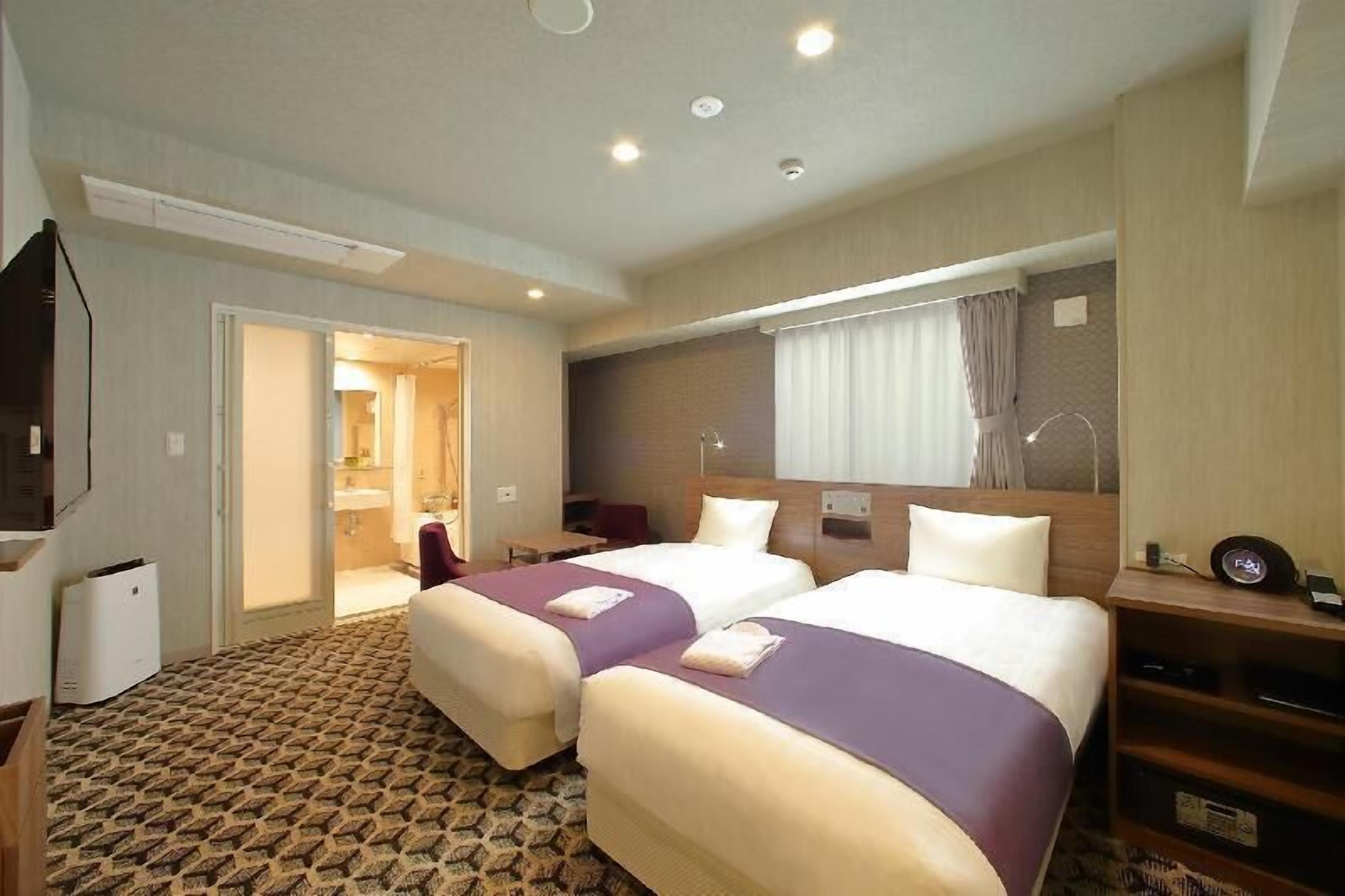In-room safe, desk, blackout curtains, free WiFi