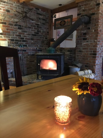 Restaurant. Black Lantern Inn