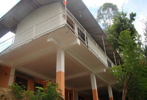 Ngoại thất