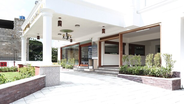 Property entrance - Treebo Premium Askhaya Mahal Inn (Mysore)