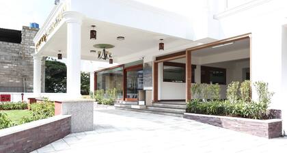 Treebo Premium Askhaya Mahal Inn