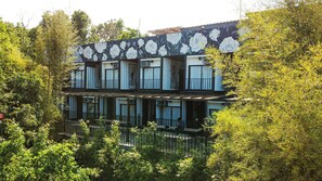 Rooftop terrace - Containers by Eco Hotels (Tagaytay)