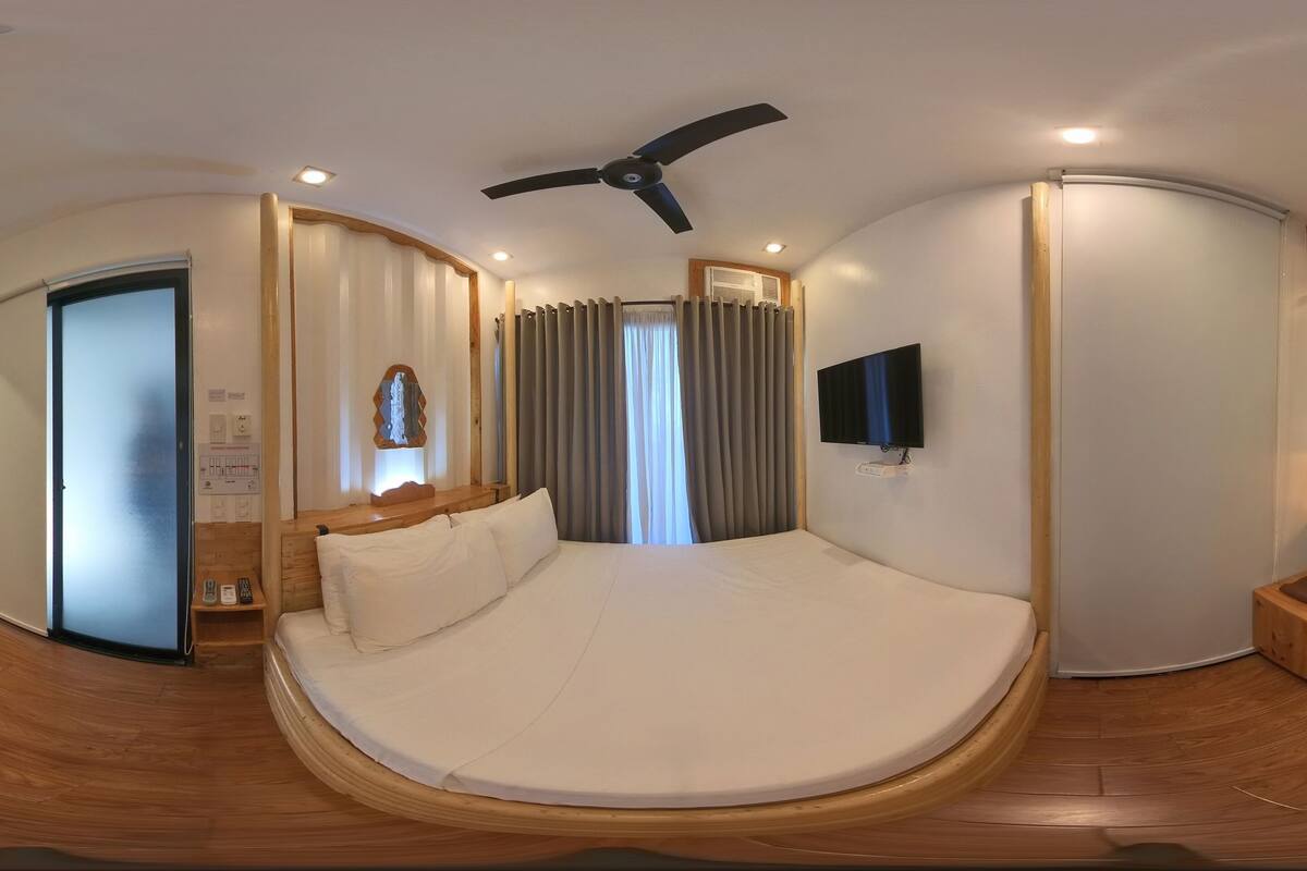 standard room | 1 bedroom, desk, blackout curtains, free wifi