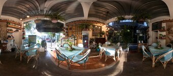 Containers by Eco Hotels