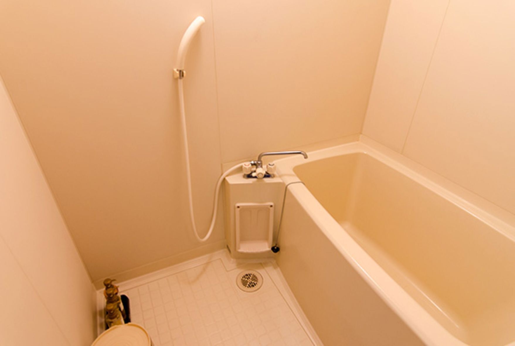 Bathroom | Free toiletries, hair dryer, slippers, bidet