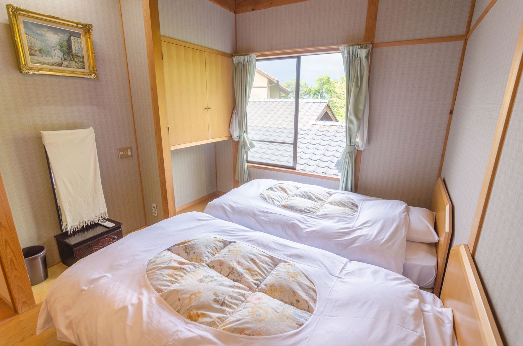 Minibar, in-room safe, free WiFi, bed sheets