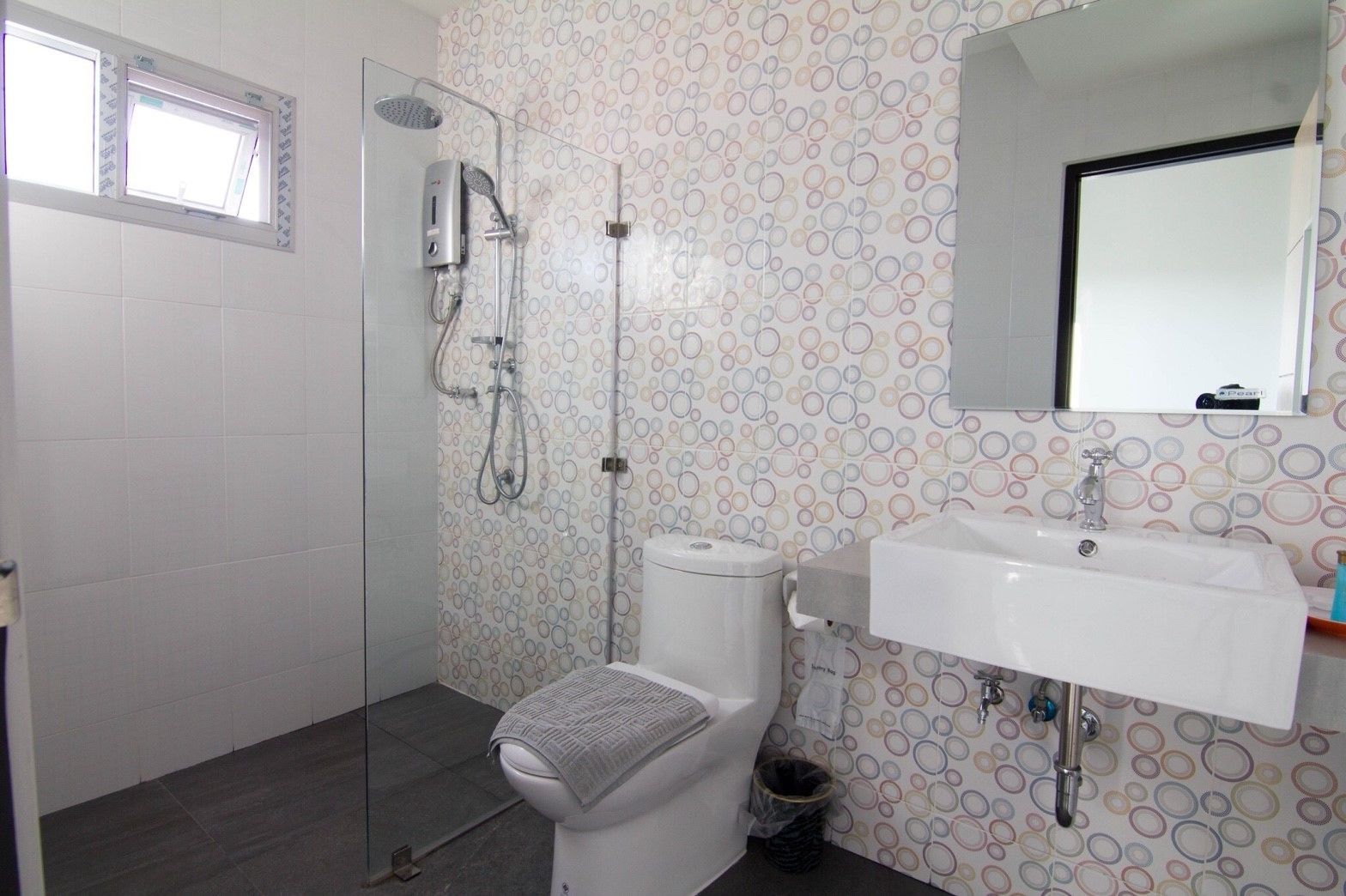 superior twin room | bathroom | shower, rainfall showerhead, free toiletries, hair dryer