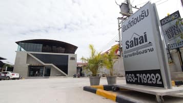 Aparcamiento sin asistencia gratuito