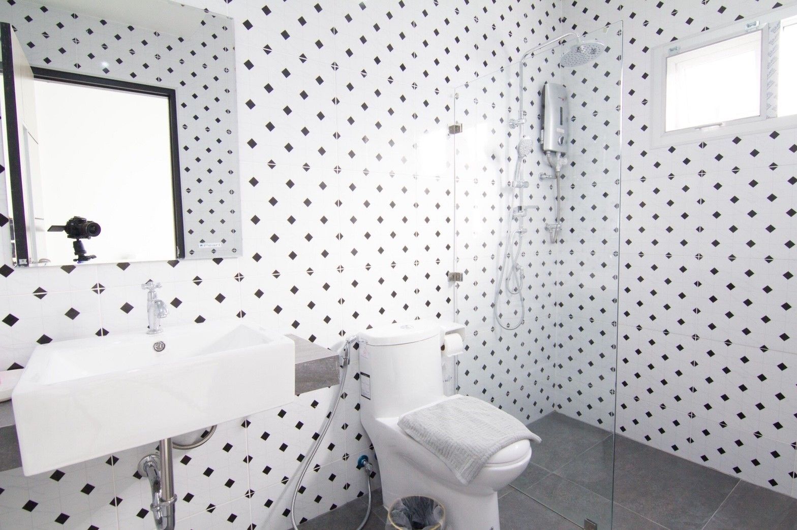 superior twin room | bathroom | shower, rainfall showerhead, free toiletries, hair dryer