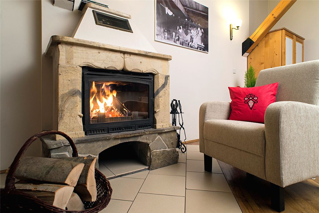 Apartment, 2 Bedrooms, Fireplace | Living area | Flat-screen TV