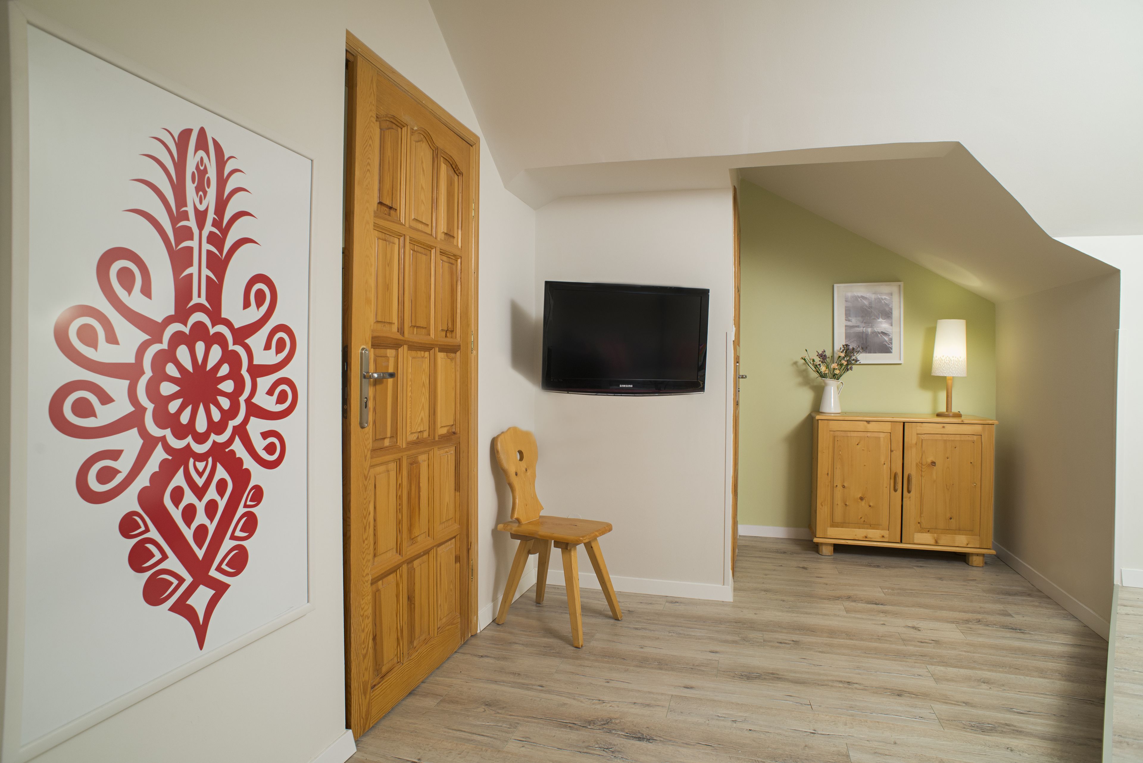 apartment, 2 level | living area | flat-screen tv