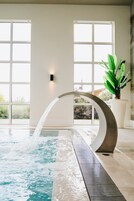 Indoor pool, sun loungers