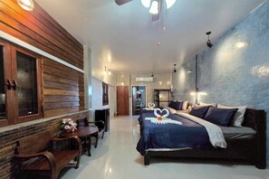 Classic | Free WiFi, bed sheets - Smilingface Guesthouse (Sukhothai)