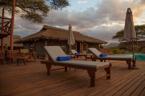 Poolside bar