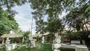 Unclassified image, 4 of 26, button - Samathi Lake Resort (Phnom Penh)
