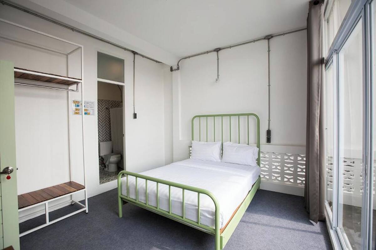 Double Room | Blackout drapes, soundproofing, iron/ironing board (on request)