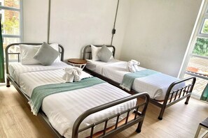 스탠다드 트윈룸 | 암막 커튼, 방음 설비, 다리미/다리미판, 무료 WiFi