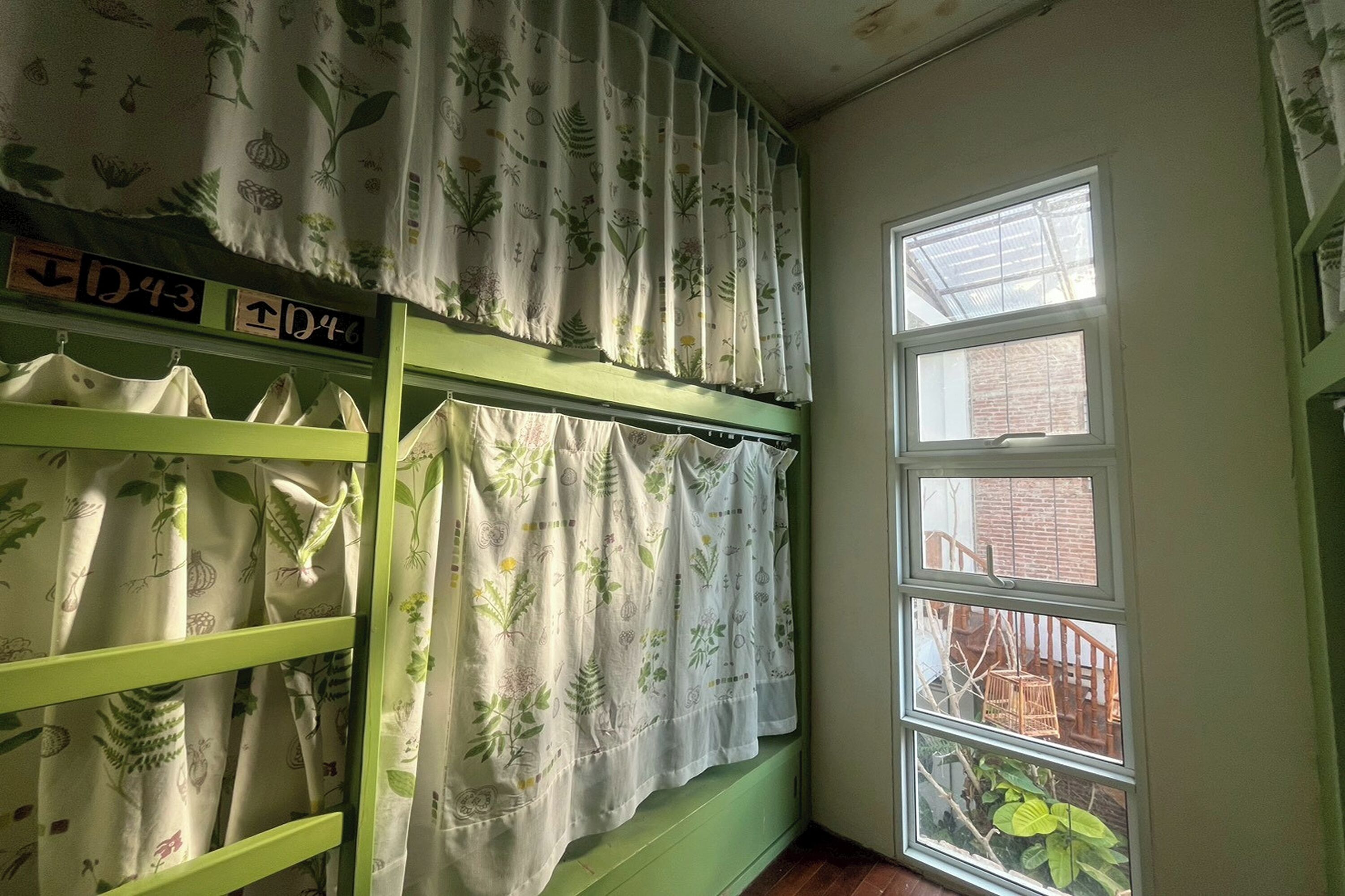 共同ドミトリー 男女共用ドミトリー | 遮光カーテン、防音設備、アイロン / アイロン台、WiFi (無料)