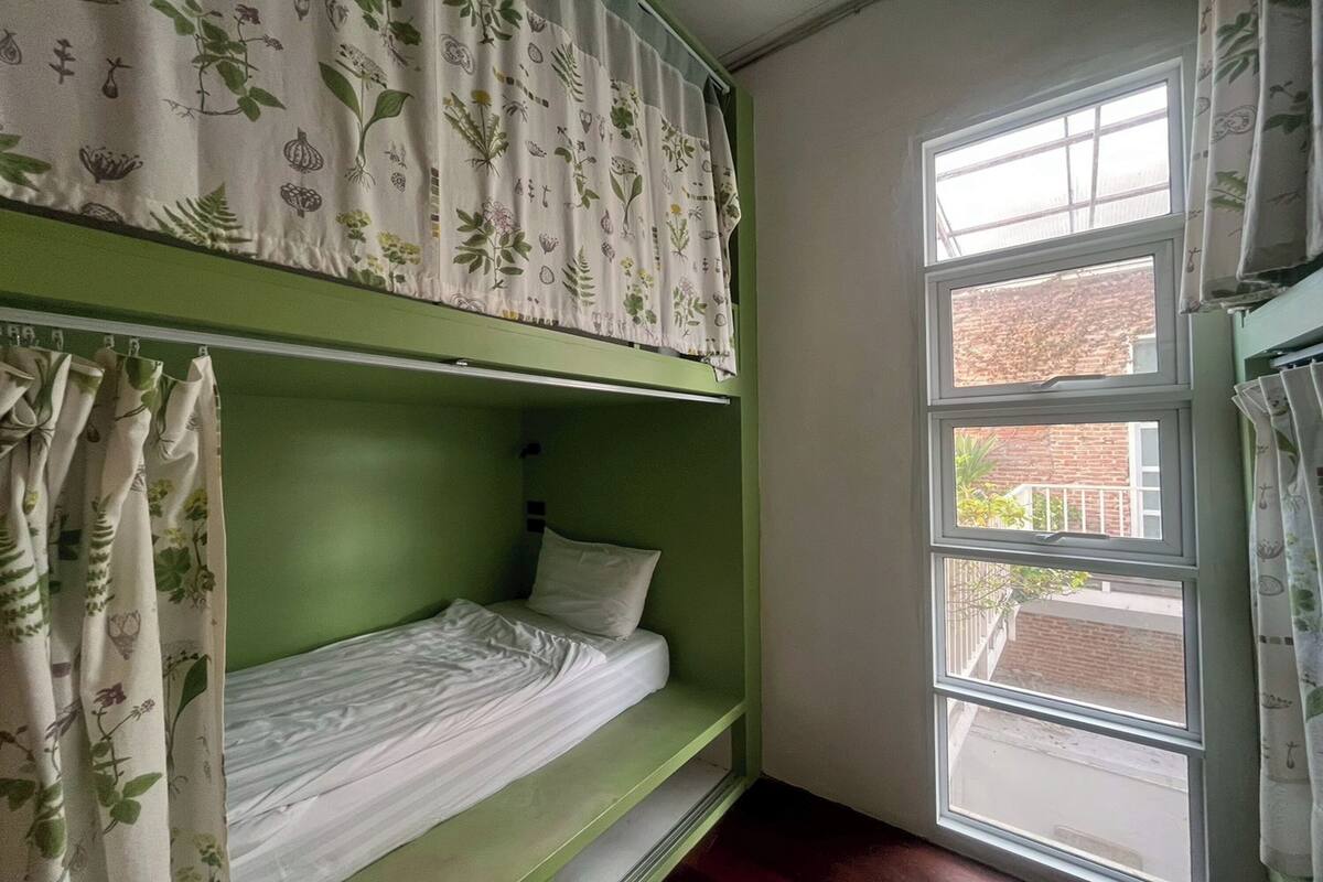 Shared Dormitory, Women only | Blackout drapes, soundproofing, iron/ironing board (on request)