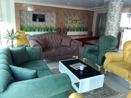 Sala de estar en el lobby