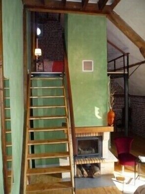 Double Room | Living area | Flat-screen TV - Au Mesnil Le Bas Bray (Bures-en-Bray)