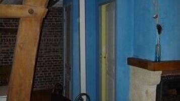 Double Room | Living area | Flat-screen TV