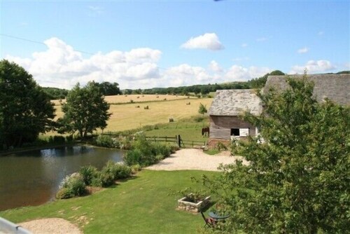 Au Mesnil Le Bas Bray