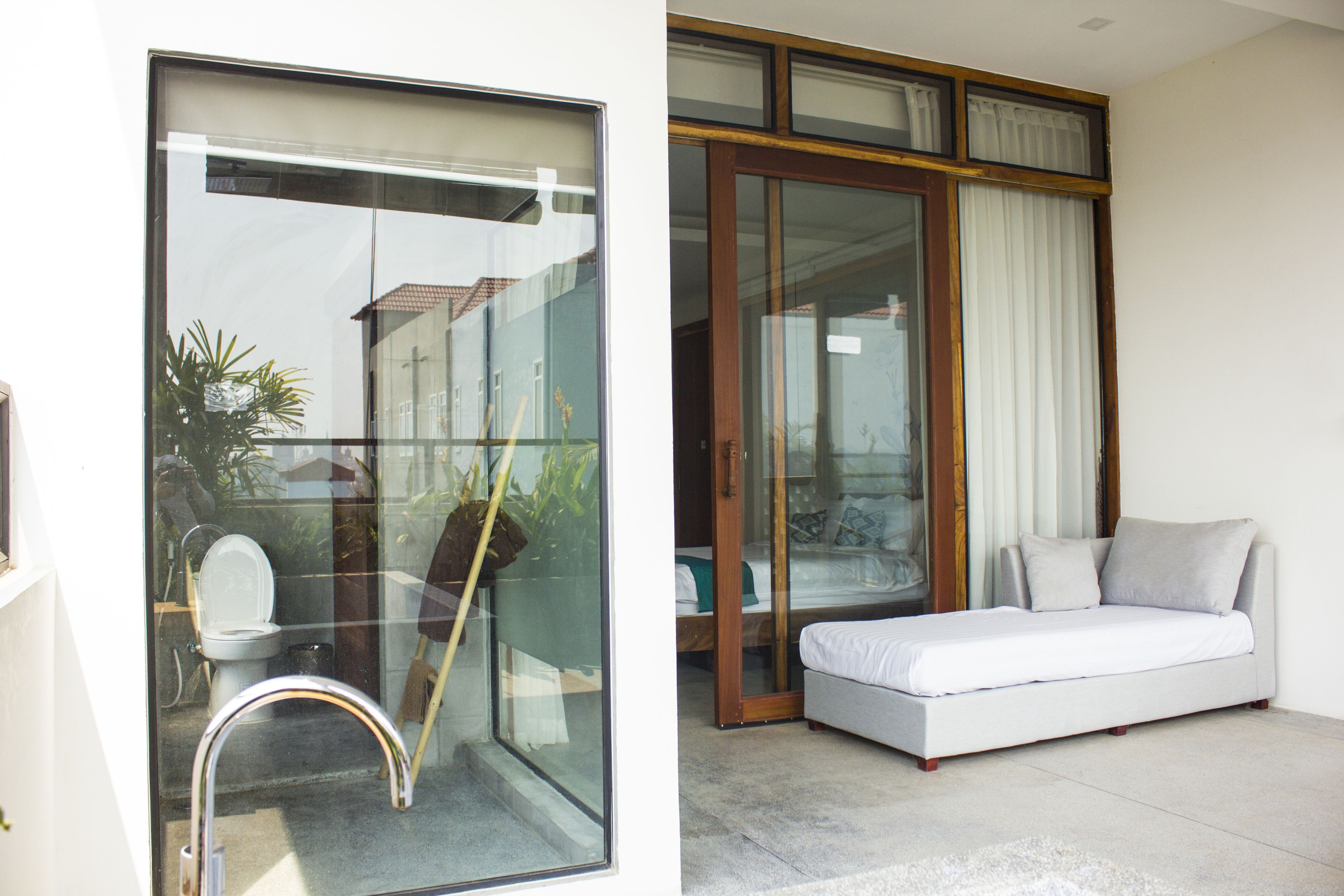 deluxe suite | terrace/patio