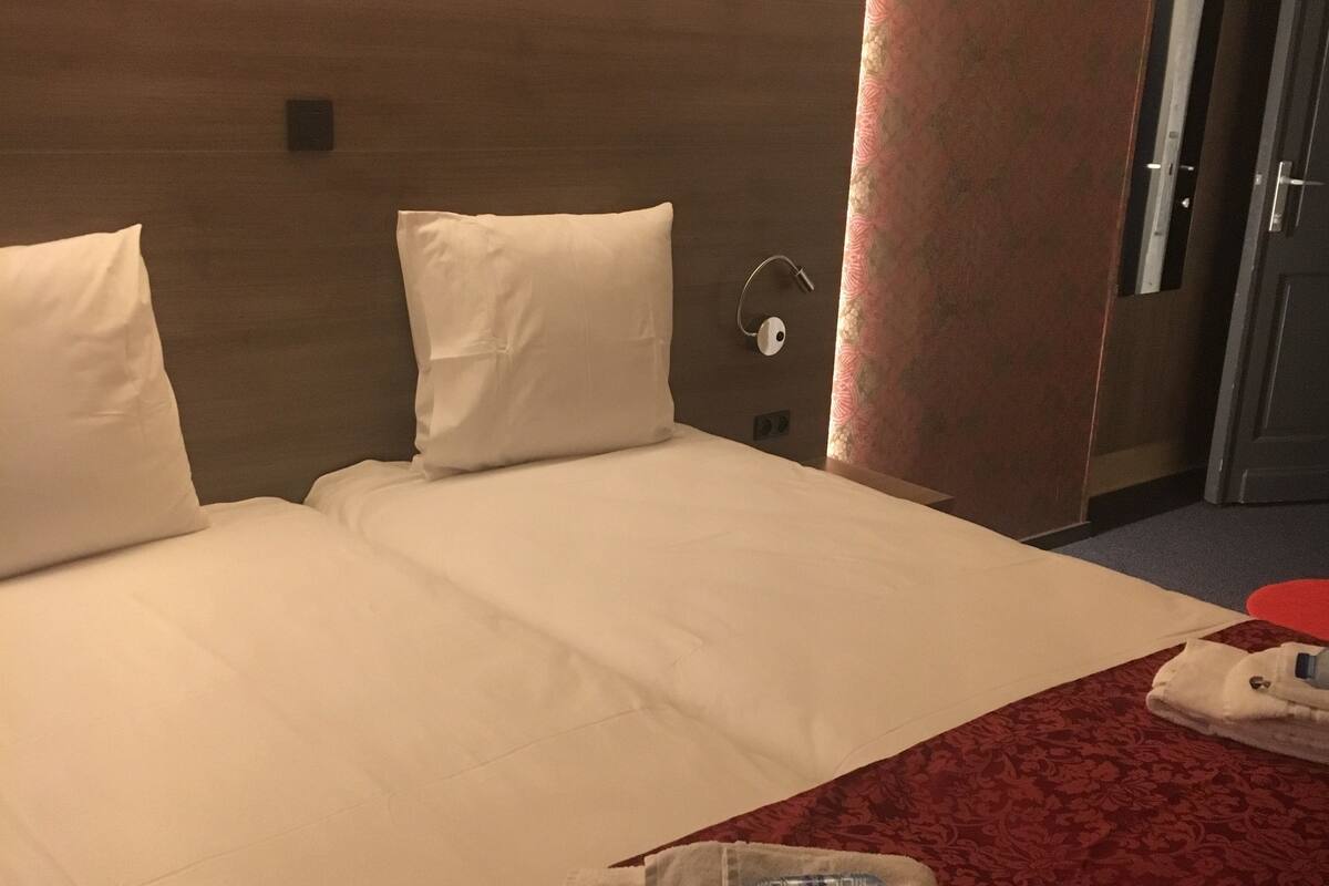 Economy Double Room | WiFi (free), bed sheets