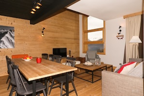 Chalet (Half-Chalet) | Área de sala de estar | Televisión 