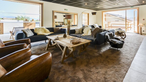 Lobby sitting area - Resid Terresens Les Fermes du Mont Blanc -combloux (Combloux)