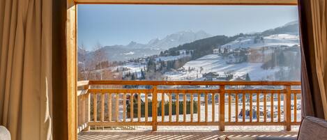 Chalet (Half-Chalet)