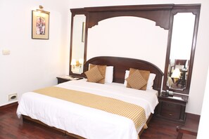 Deluxe Double Room | View from room - Hotel J's Inn (New Delhi)