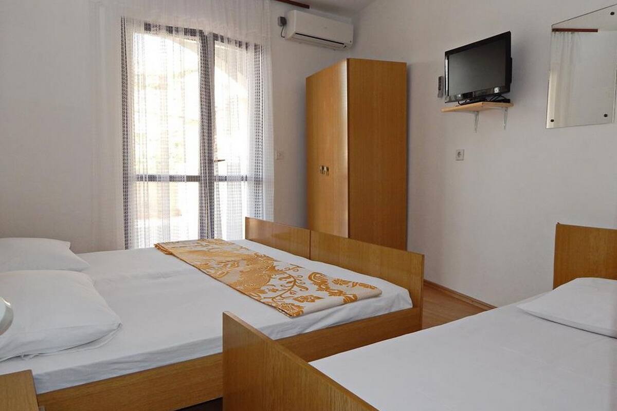 Suite estudio (A2) | 1 habitación, escritorio y wifi gratis