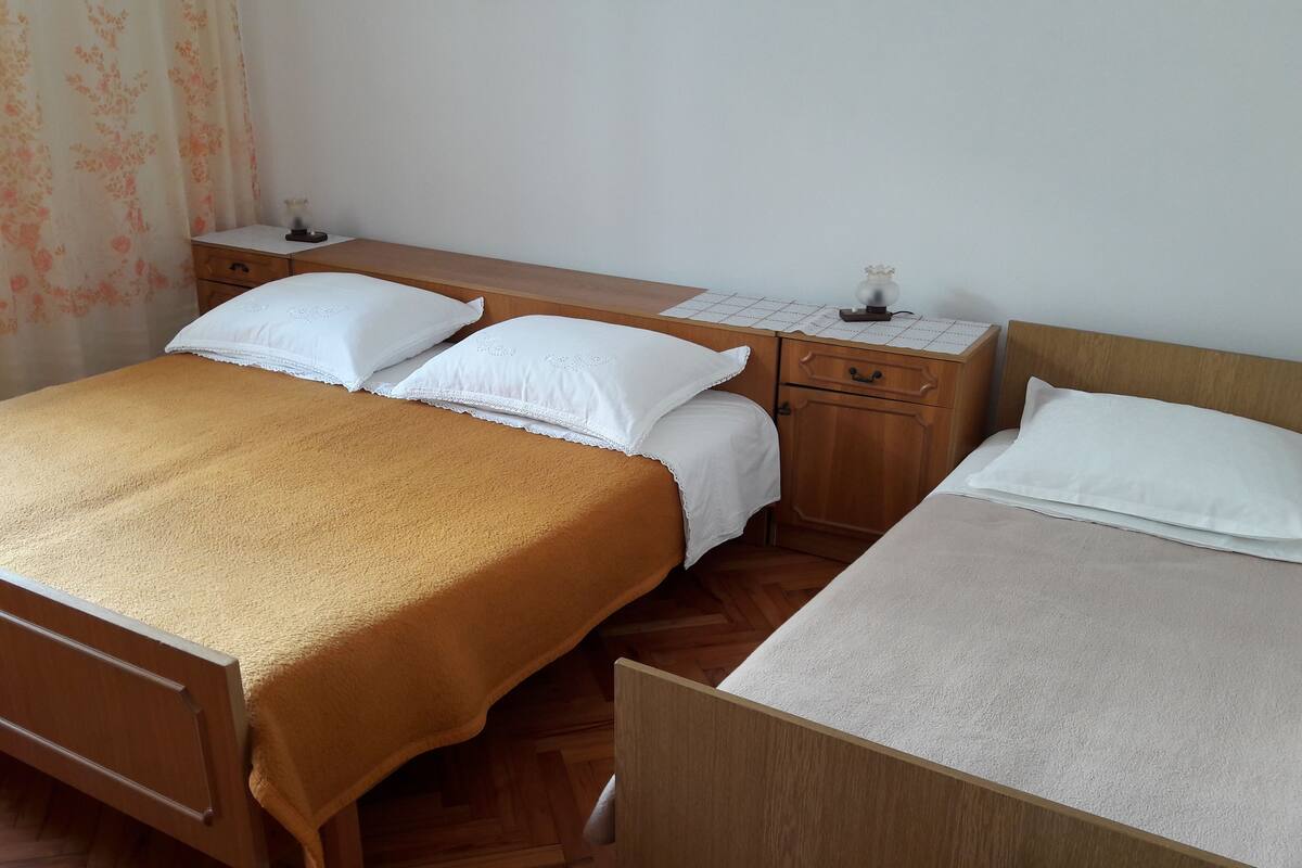 1 bedroom, soundproofing, free WiFi, bed sheets