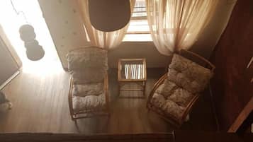 Basic House | Living area